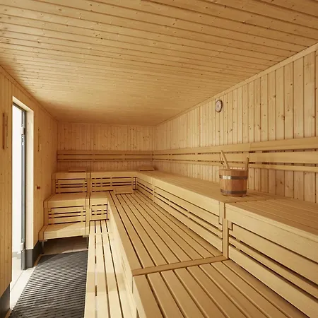 Feriehus Reetland Am Premium Reetdachvilla Mit 3 Schlafzimmern, Sauna Und Kamin H13 *