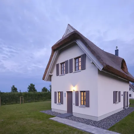 Reetland Am Premium Reetdachvilla Mit 3 Schlafzimmern, Sauna Und Kamin H13 *