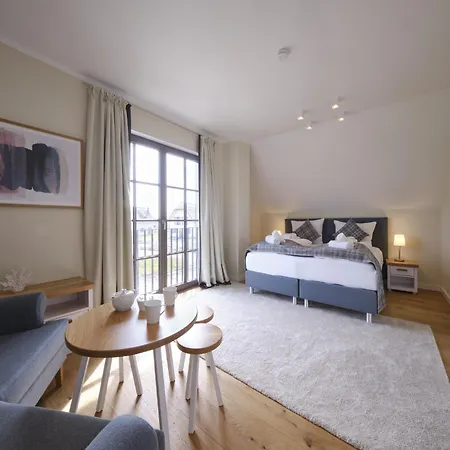 Reetland Am Premium Reetdachvilla Mit 3 Schlafzimmern, Sauna Und Kamin H13 Dranske