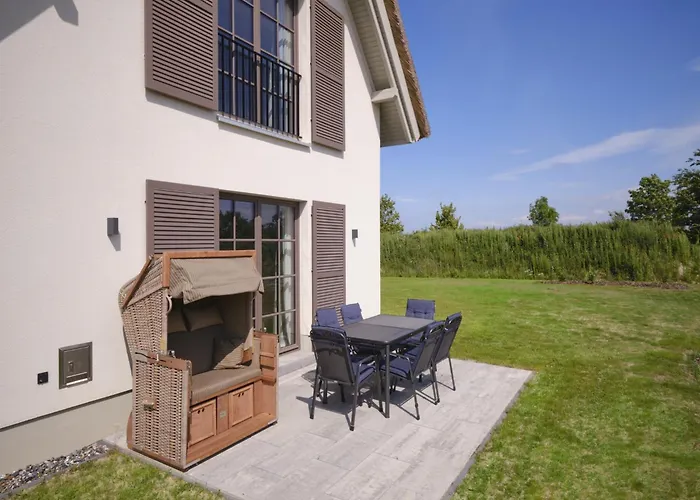 Reetland Am Premium Reetdachvilla Mit 3 Schlafzimmern, Sauna Und Kamin H13 *